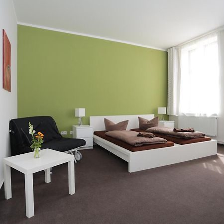 Bewos Gaestehaus Oschersleben Exteriör bild